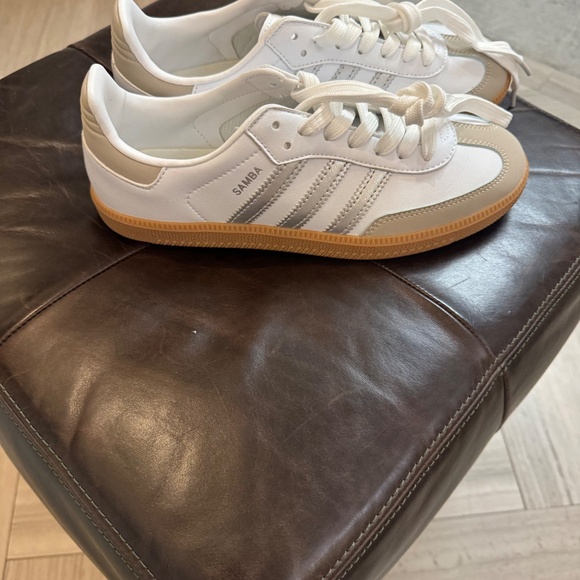 Adidas Samba   OG   "Metallic   White" - Picture 4 of 6
